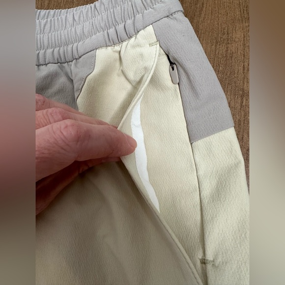 NWT Outdoor Voices Men’s or Boy’s 7” RecTrek Shorts XXS - Picture 3 of 9